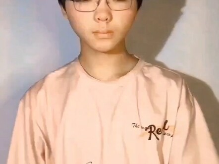 ครั้งแรกที่แต่งตัวแบบนี้ ฮ่าฮ่า