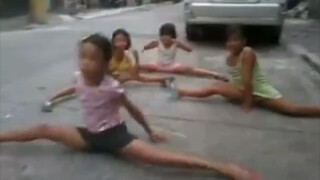 Gymnastics with Friends 🤸🏻‍♀️😁✌️