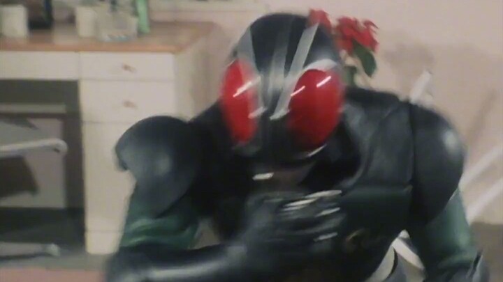 I remember that there was once a strange beast who said in front of Kamen Rider blackrx that he was 