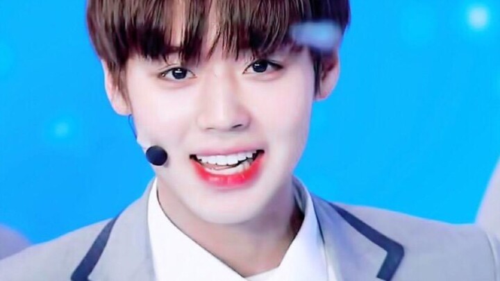 Những nam idol có nhan sắc xuất thần, xứng đáng với sự yêu mến của fan! “Gương mặt đẹp đến mức chỉ c