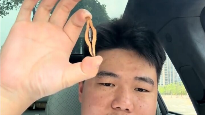 Ice Wolf Immortal finished a 1,000-piece fruit pack in two days and showed everyone his mouth condit