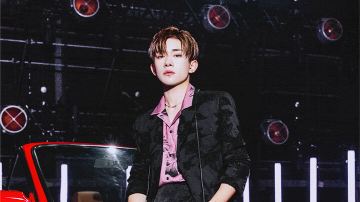 [Yi Yang Qianxi] "My Boo" หล่อมากจนระเบิดกับ Gu God Yi Yang Qianxi! ! !