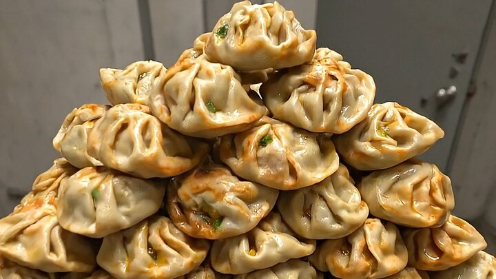 Bạn bị kết án tù chung thân, trong vòng một giờ phải ăn hết đĩa thức ăn này, nếu làm được sẽ được th