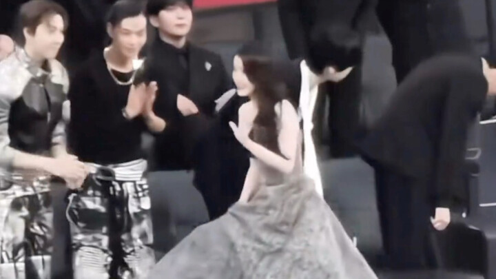 From the 2nd to the 6th generation, she’s still South Korea’s No. 1 female solo artist!