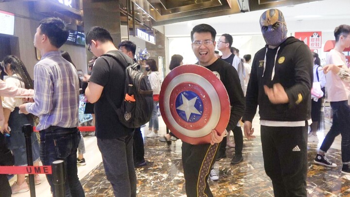 Went to see “Avengers: Endgame” with a homemade Captain America shield and even ran into Thanos~
