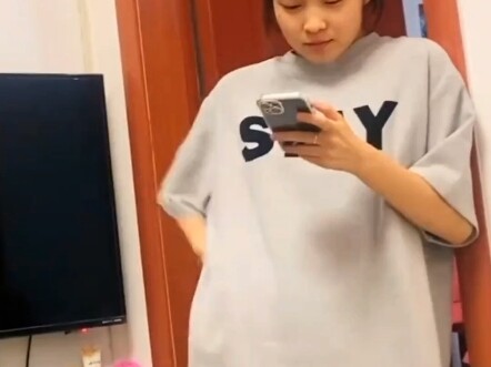 搞笑剧场———饭前换装