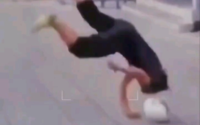 Adegan klasik yang tak terlampaui oleh manusia level maksimal!