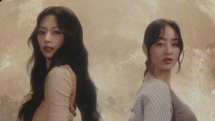 Tzuyu and Jihyo’s duet is so stunning.