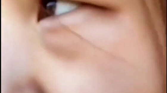 Nhà mình thiếu người làm việc rồi à?