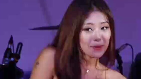 [Màn hình dọc] Huyết áp tăng vọt! Thể dục nhịp điệu đẹp! Điệu nhảy cổ điển Hàn Quốc BAMBINO Sung Had