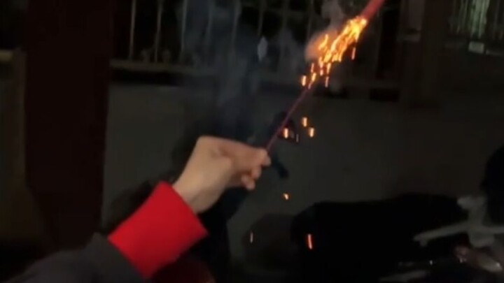 "عندما أطلقت أختي صاروخًا لأول مرة في حياتها!"