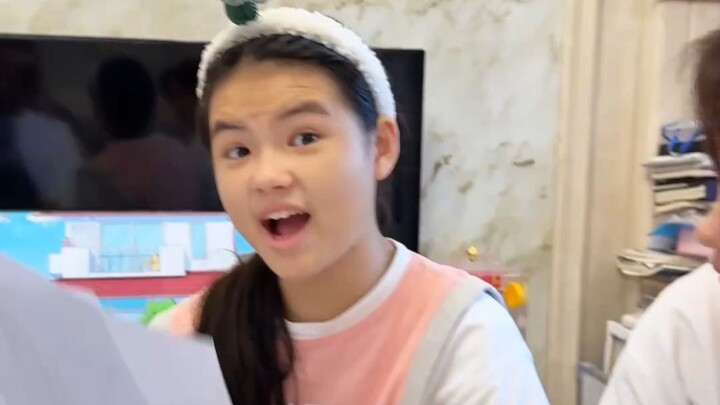 Putriku ternyata membuat meriam plasma!