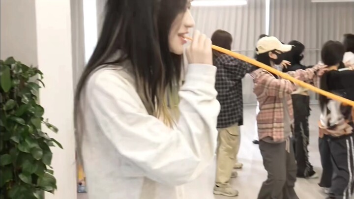 黑羊甜～琦琦帅死我了