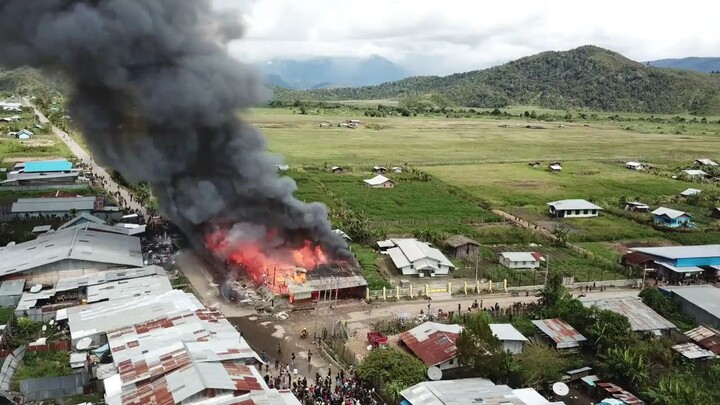 kebakaran di monemani