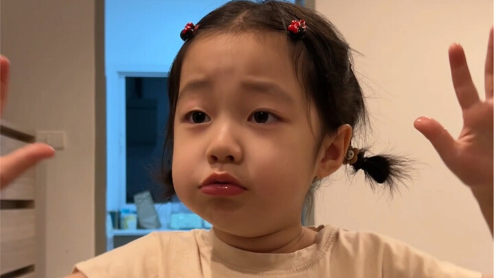 ไปสัมภาษณ์โรงเรียนใหม่ที่ไทย พฤติกรรมชวนงงของเด็กน้อย