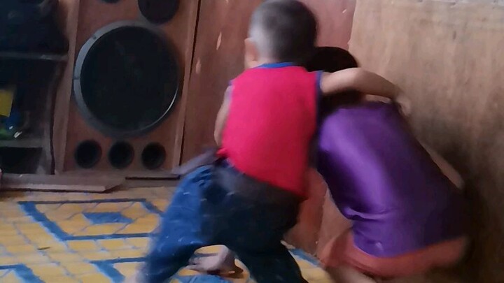 Basketball or wrestling 🥴🥴