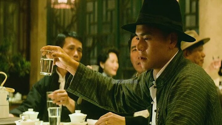You pull a knife on me just for ordering a milk tea, and then tell me to take a deep breath? #Watche