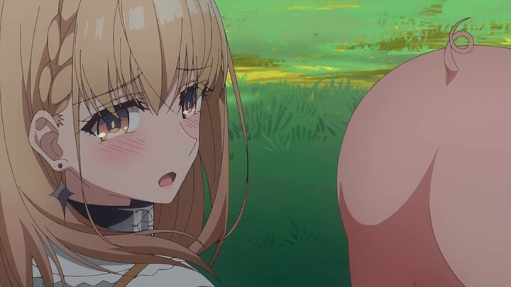 After the male protagonist was reincarnated as a pig, the girl fulfilled all his wishes, and his pig