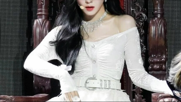 Sis, stop pretending! How can you become an idol without any ambition?