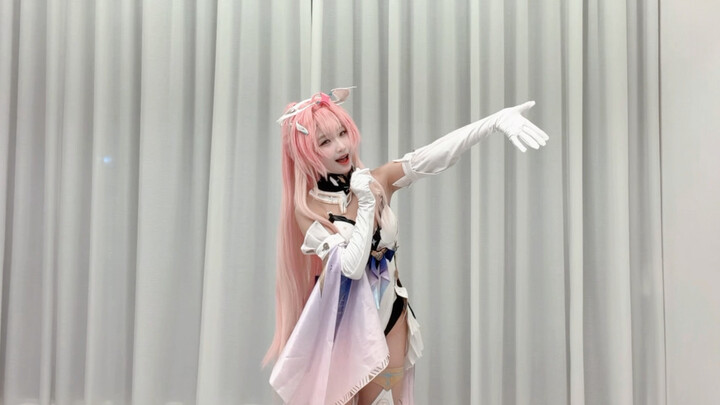 Chu Aimi performed “Indigo Universe” [Birthday Gift to Qing Ye]
