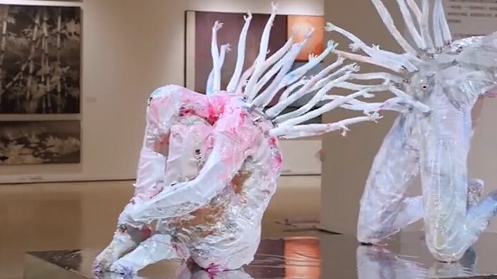 Lần nào cũng bị choáng ngợp bởi sự sáng tạo trong triển lãm tốt nghiệp của Học viện Mỹ thuật Trung ư