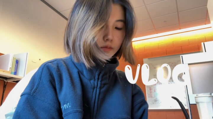 VLOG: My First Weekend in the Village — First Time Exploring Campus to Buy Merch, Taking the Bus to 
