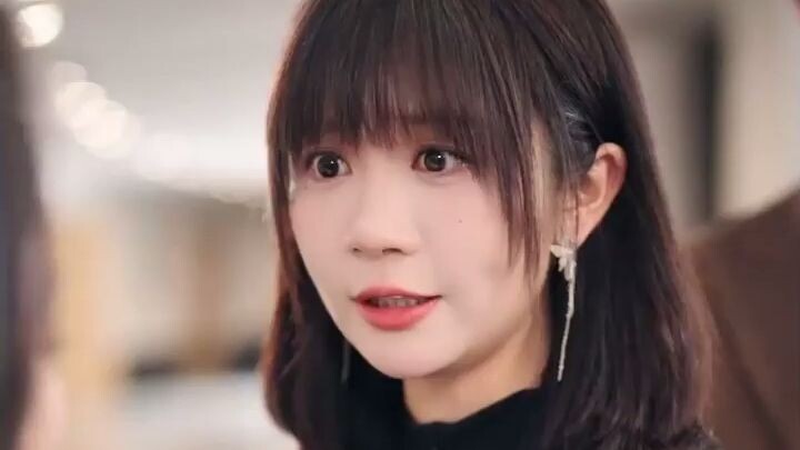 แม่ลูกทะลุมิติเข้าไปในโลกนิยายพร้อมกัน แถมยังปลุกระบบลึกลับขึ้นมา จนเป็นมหาเศรษฐี