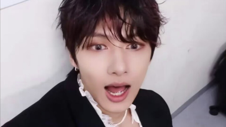 Everyone’s Spoiling Jun Moment: My Little Sunshine is Back!