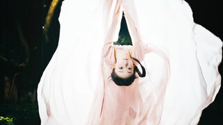 ฤดูร้อนมาถึงแล้ว และถึงเวลาที่จะหยอกล้อกับดอกไม้