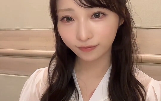 【ترجمة صينية】أكي بي 48 أوري كوريباياشي: أصبحت بشرتي حمراء هنا بسبب الحجامة