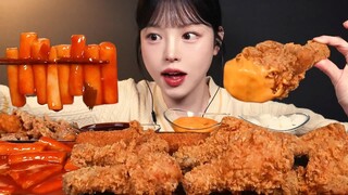【Subtitel Bahasa Mandarin Boki】Enak sekali menyantap paha ayam goreng renyah satu per satu!