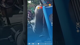 Momen Kocak Para Bocil saat Bertemu Motor Google Maps, Berujung Dikejar Demi Masuk Foto
