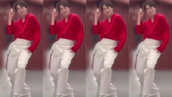 【زاندو | قفزة خفيفة】 غرفة التدريب للحفلة الخطيرة لـ "إله الحرب ذو الرداء الأحمر"