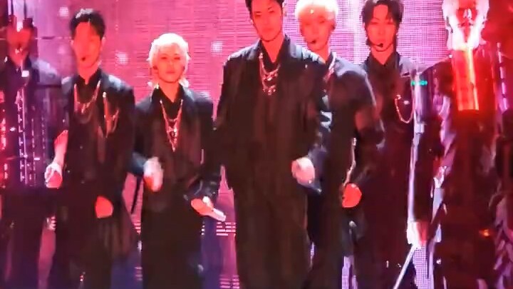 เพลงใหม่ 【มาเอสโตร】 เปิดตัวครั้งแรก!! คอนเสิร์ตโซลของ SEVENTEEN