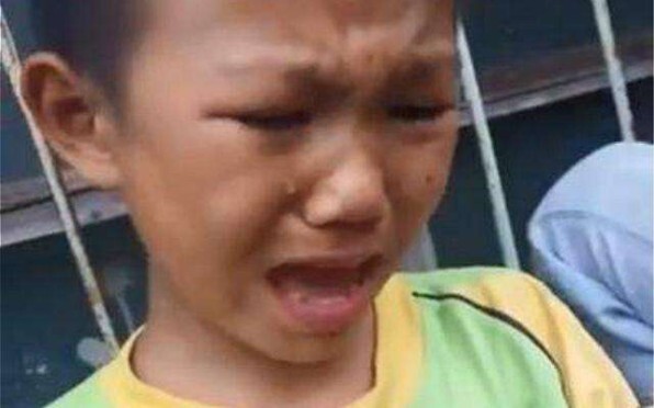 When Tencent Customer Service Meets an Out-of-Control Elementary Schooler