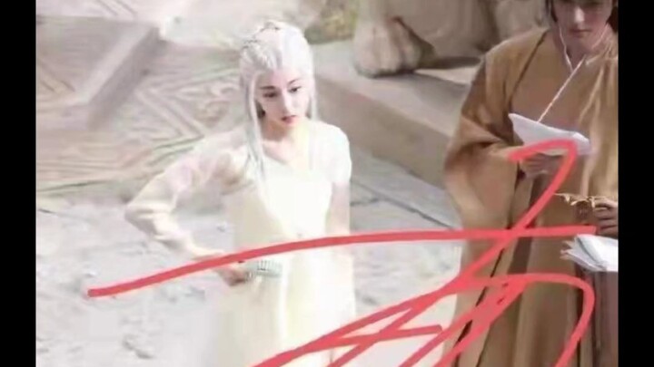 ทรงผมขาวๆ ของ Anle Chuanreba อ่าๆๆๆ คาดหวังไว้เลย!