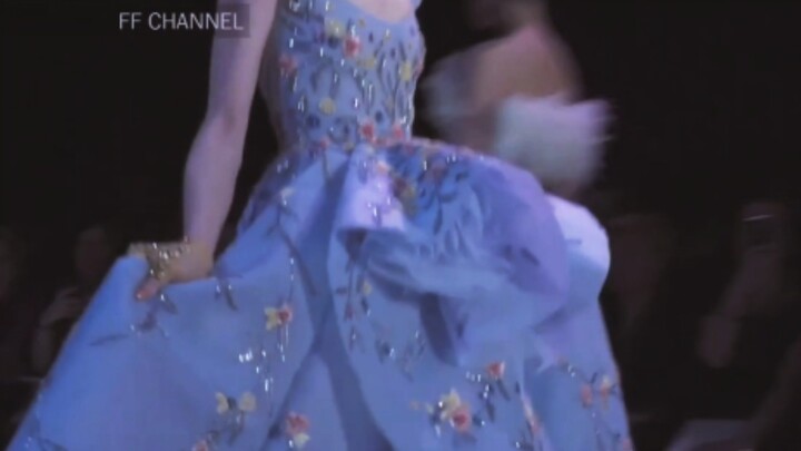 Will you clothe my long gown in hues I’ve never seen? [Georges Hobeika | 2019 Spring/Summer Haute Co