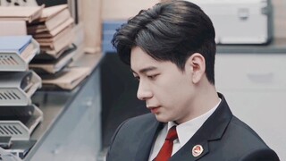 Seragam Chen Xingxu sangat pas! Inikah wajah kepolisian, kejaksaan dan peradilan? Cantik sekali! ! !