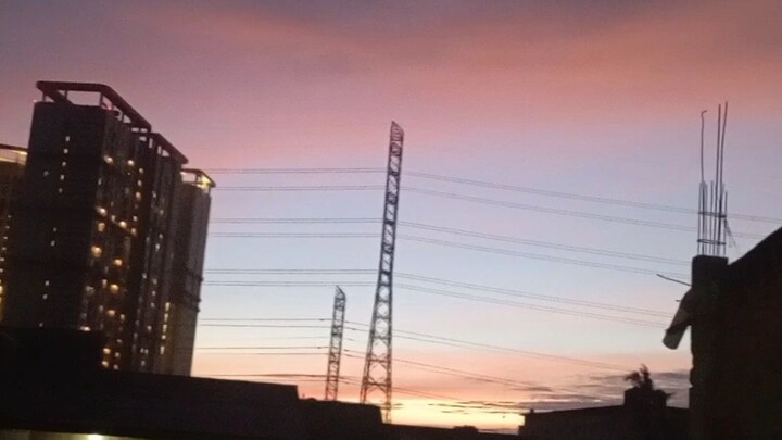 manusia meyakini adanya takdir...tapi seringkali merasa takut pada proses detail datnganya takdir...