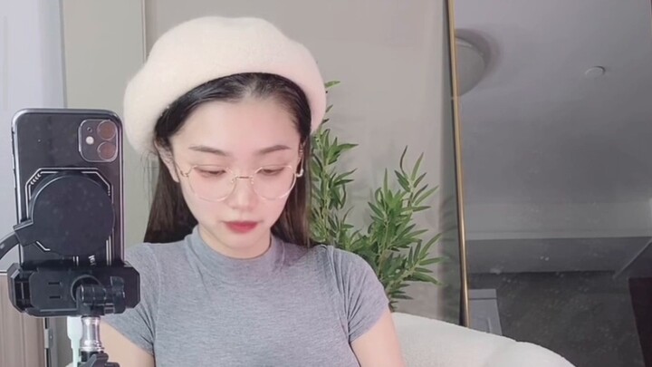 Chị em chat trực tiếp nhé