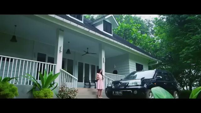 dendam sang sekertaris sexy
