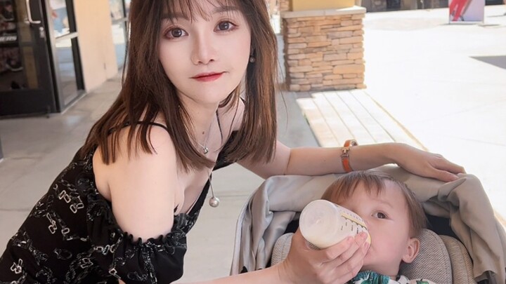 Street Vlog! Buying some decent clothes for the three guys at home ❛‿˂̵✧