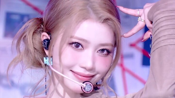 Kep1er's latest comeback track "KILLA" performance stage 260403