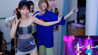 周淑怡和二台一起魔性尬舞，动漫小说互动环节