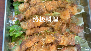 怎么能满足他的胃，撸串才是标配～吊炉烤肉配杨枝甘露，爽
