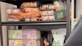 Hahaha, so angry it's blurry