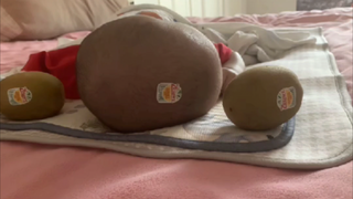 Mẹ ơi, mẹ nghĩ kiểu tóc quan trọng hơn hay hình dáng đầu quan trọng hơn?