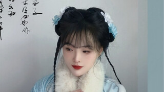 Aku dengar dia adalah putri kecil paling ceria di Kota Chang'an
