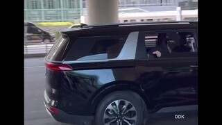 Look at Jungkook looking at the fans from his car he rolled down the window 😭💜 #jungkook #bts
