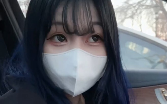 What do you do if you accidentally get into the wrong beautiful girl’s car?